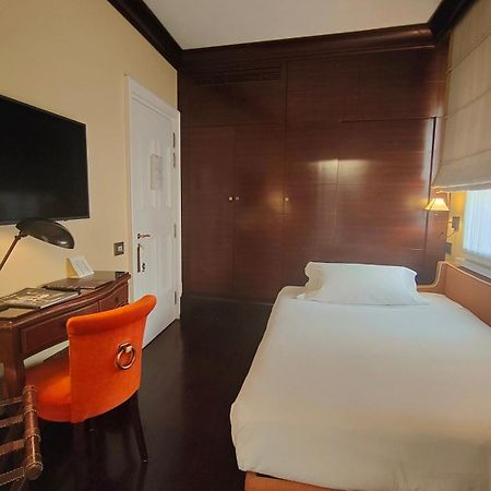 Hotel L'Orologio Firenze - Wtb Hotels Exteriör bild